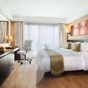 Deluxe Zimmer mit Kingsize-Bett